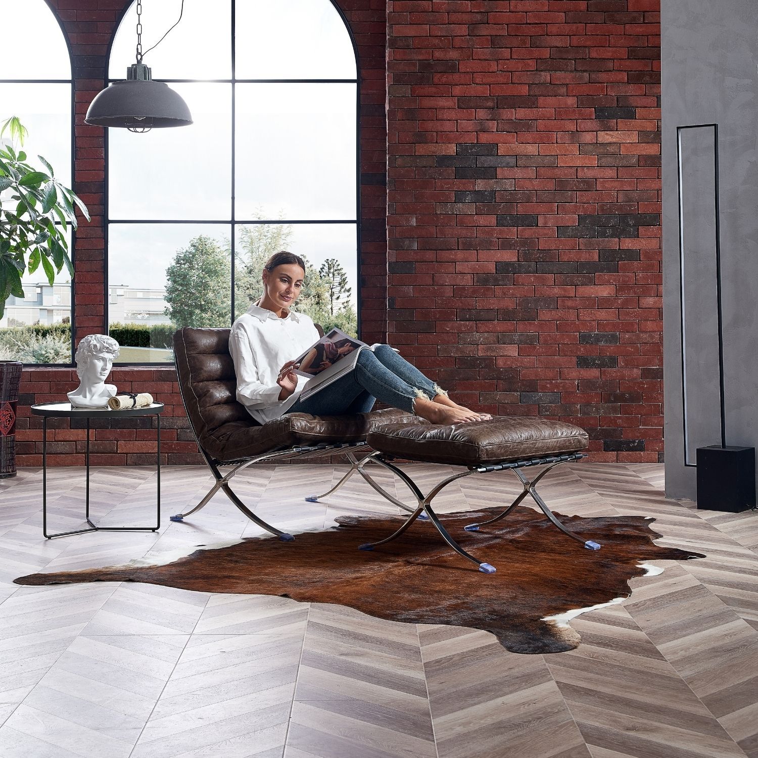 Elms Chair - Image 14