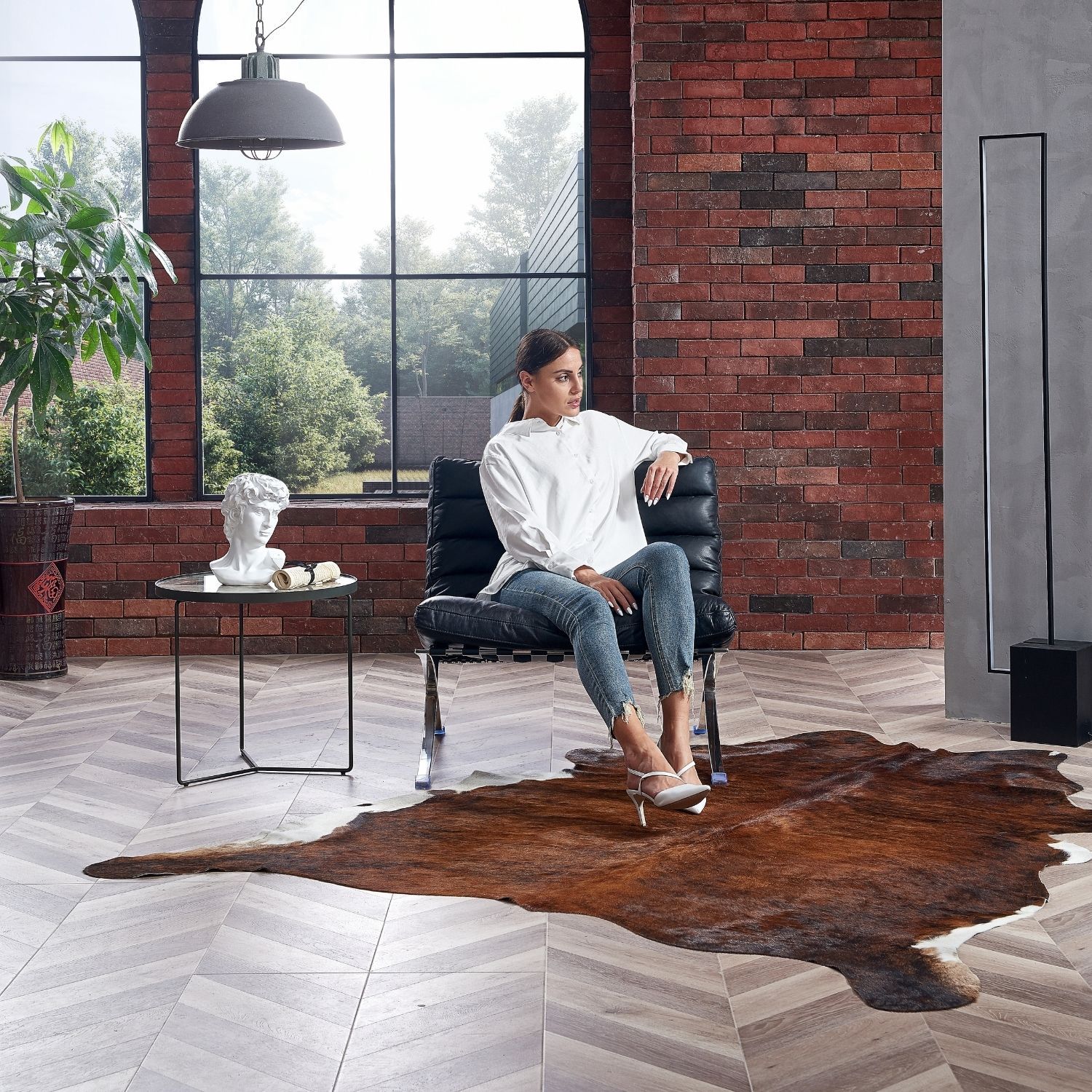 Elms Chair - Image 23