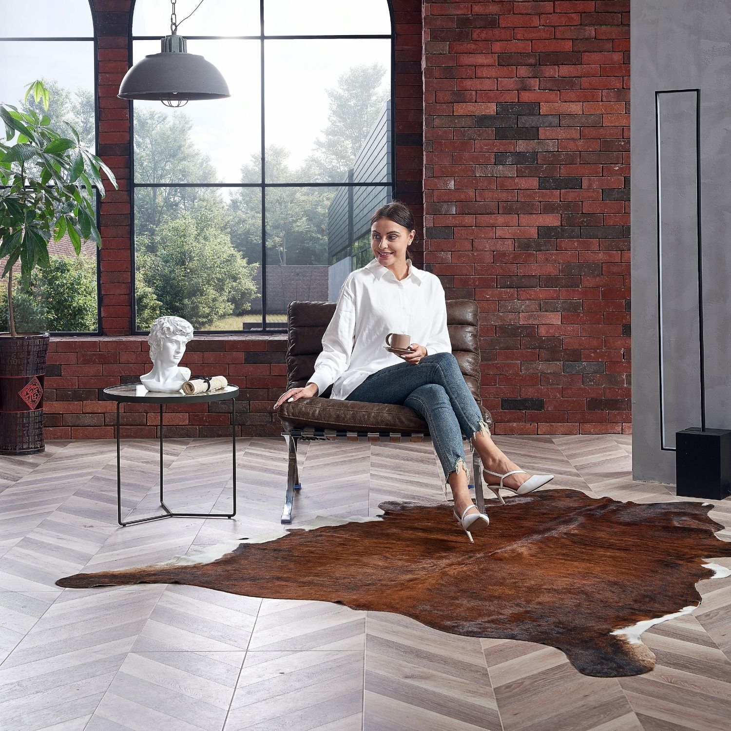 Elms Chair - Image 5