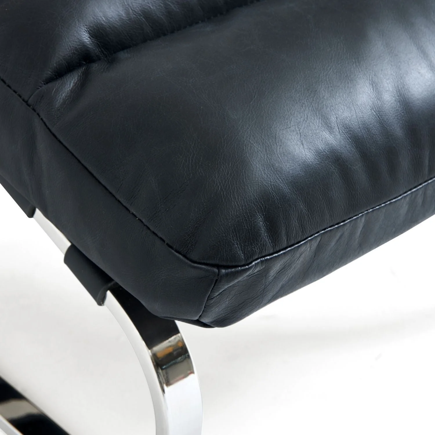 Elms Chaise Lounge Chair - Image 24