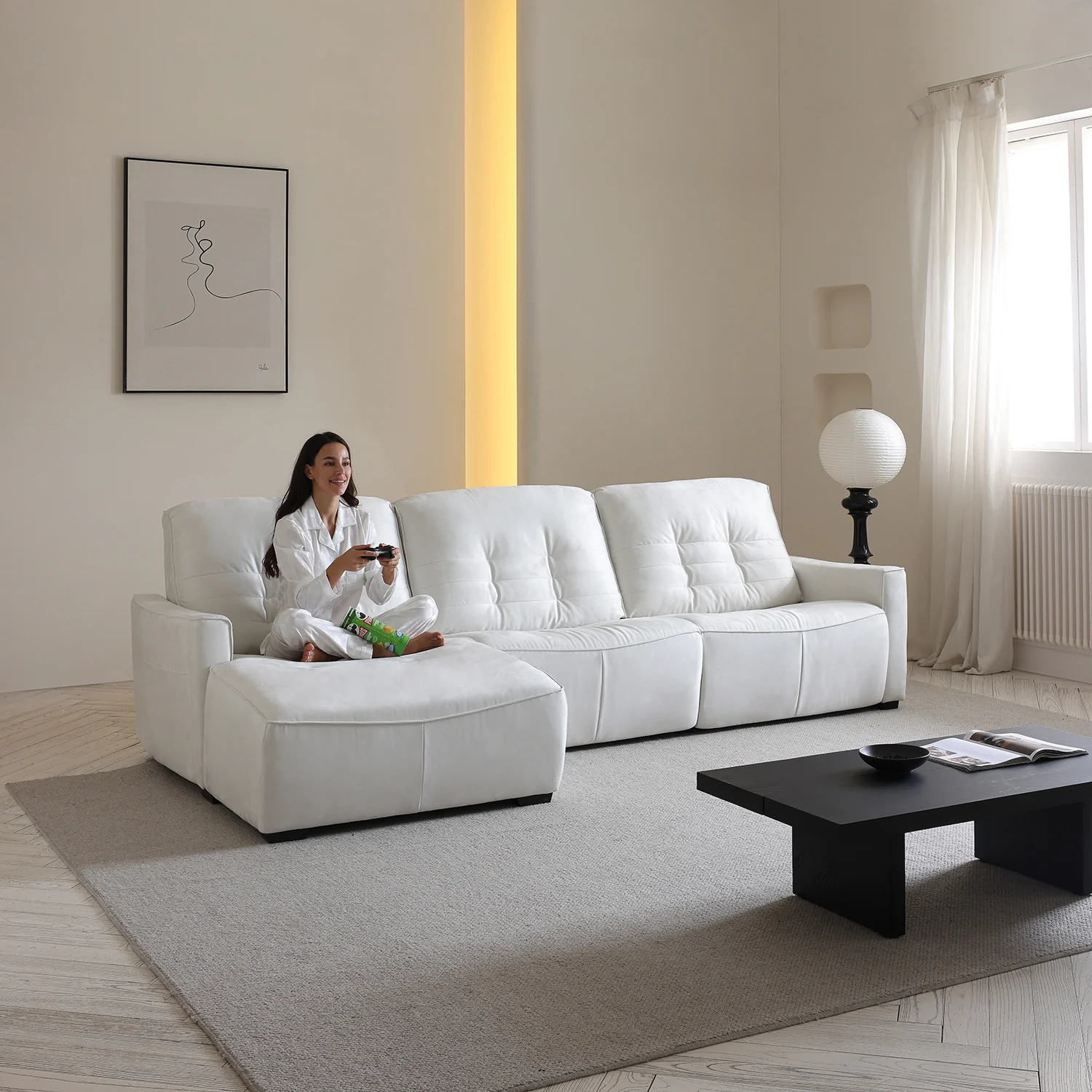 Intimo Recliner Sofa - Image 8