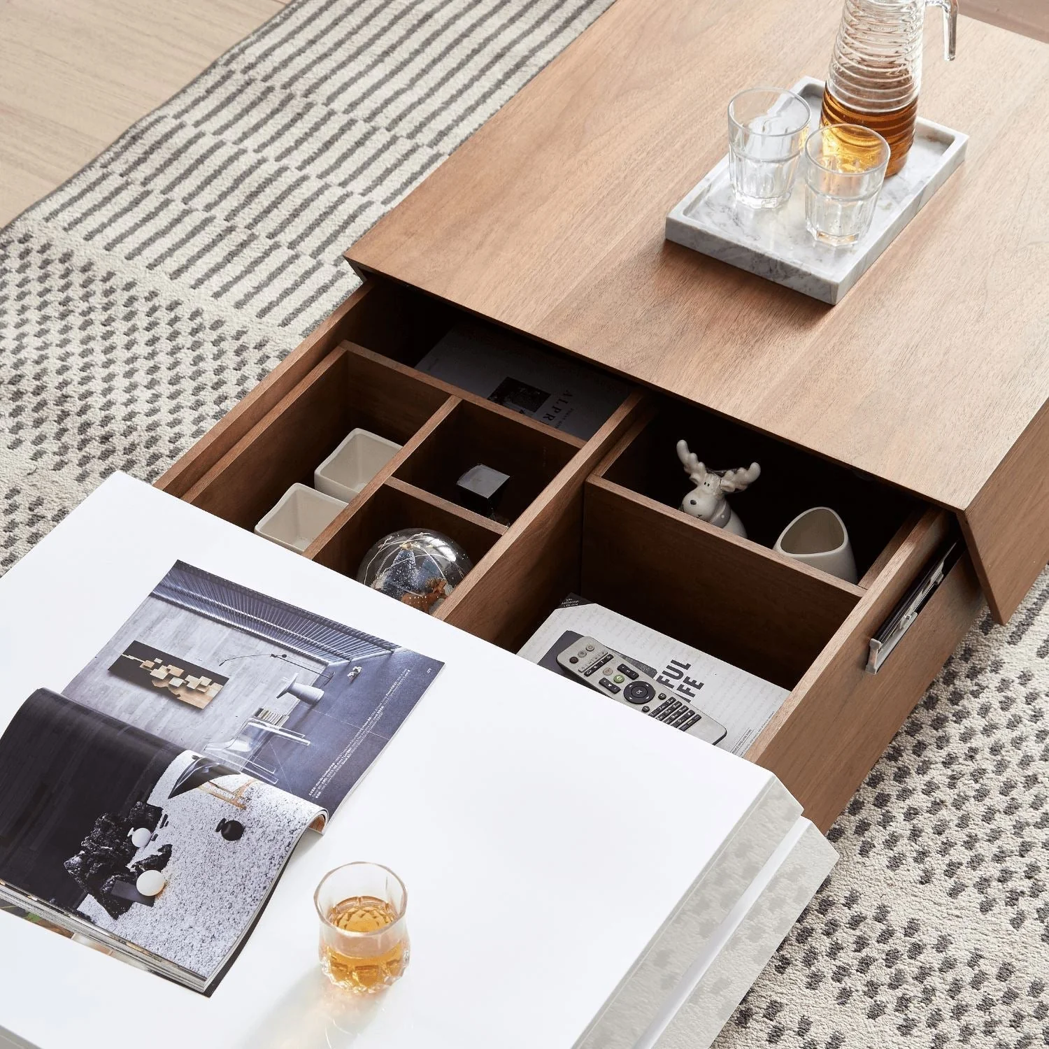 Lanordic Living Room Set - Image 14