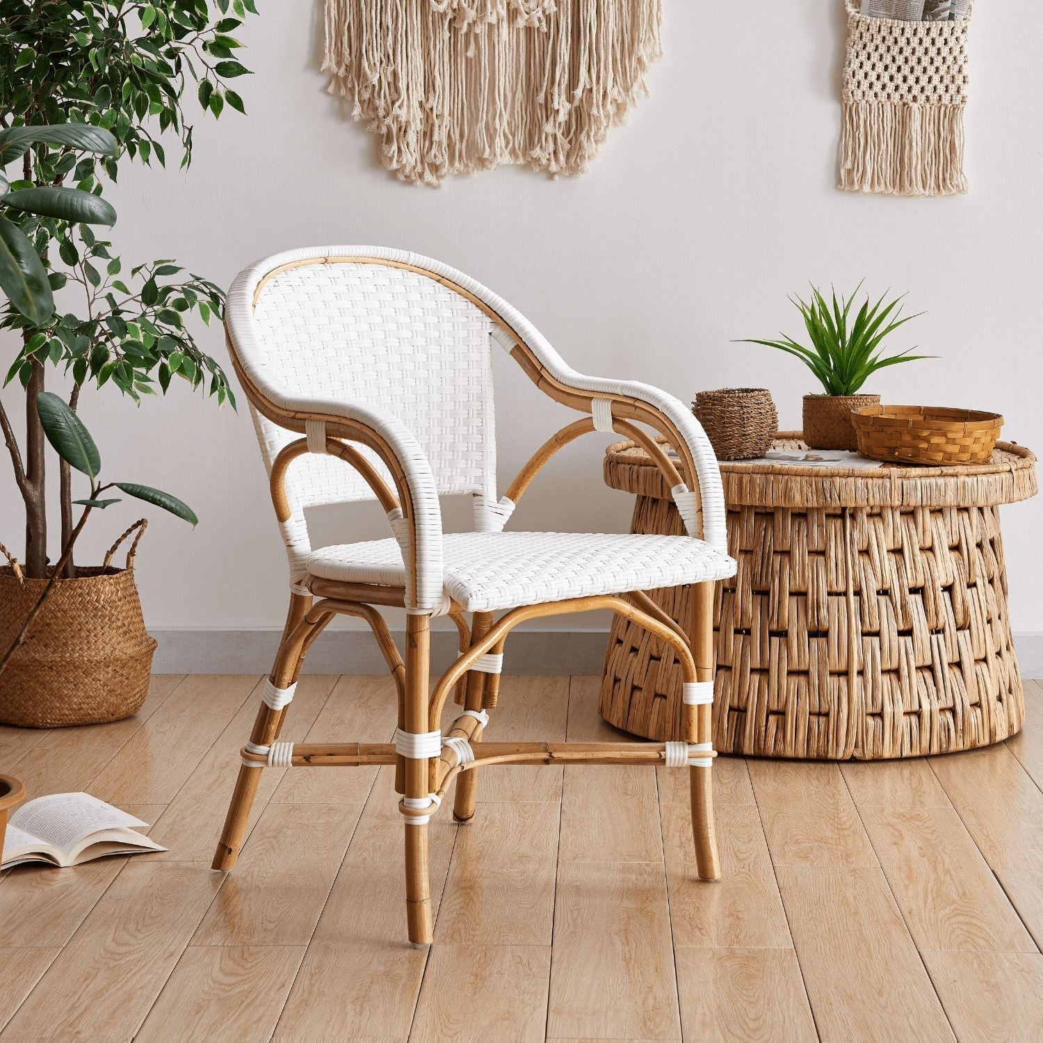 Lillyme Armchair - Image 26