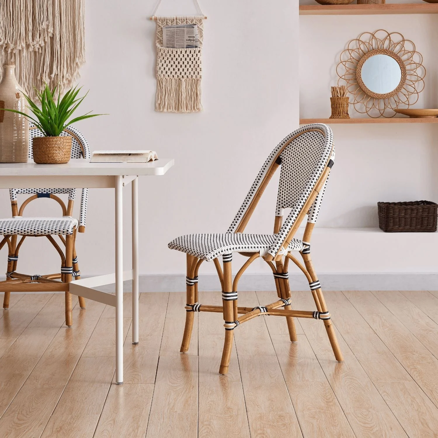 Lillyme Chair - Image 15