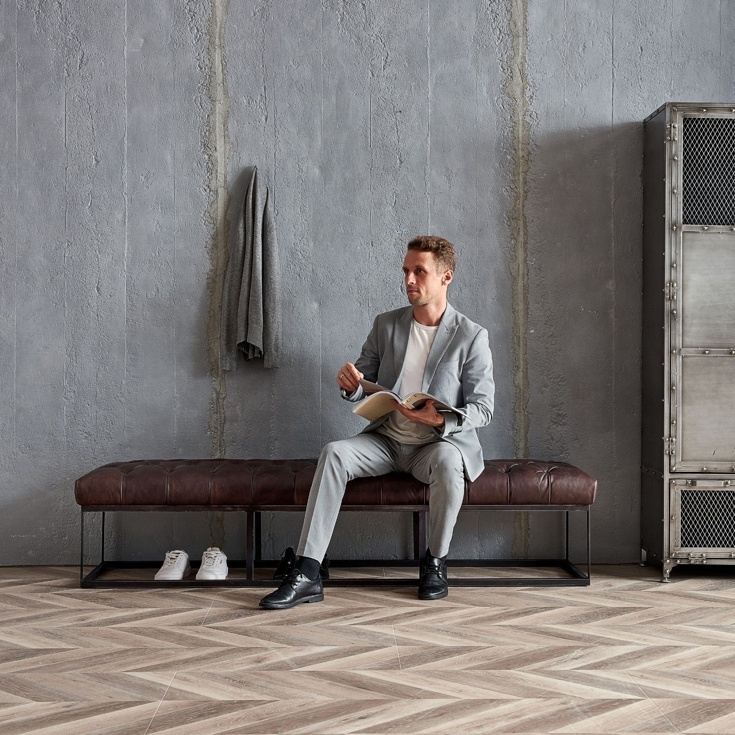 Pembroke Bench - Image 4