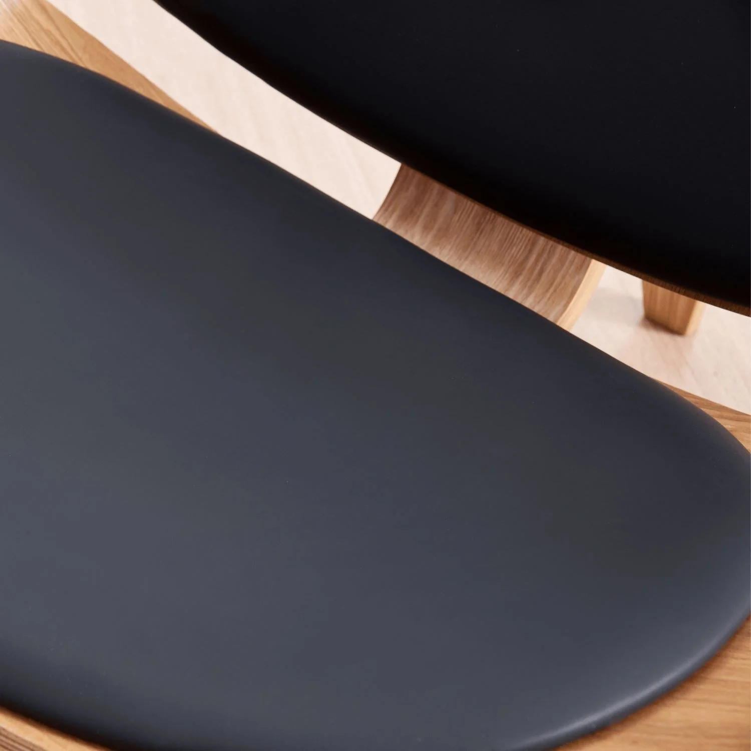 Shell Chair - Image 24