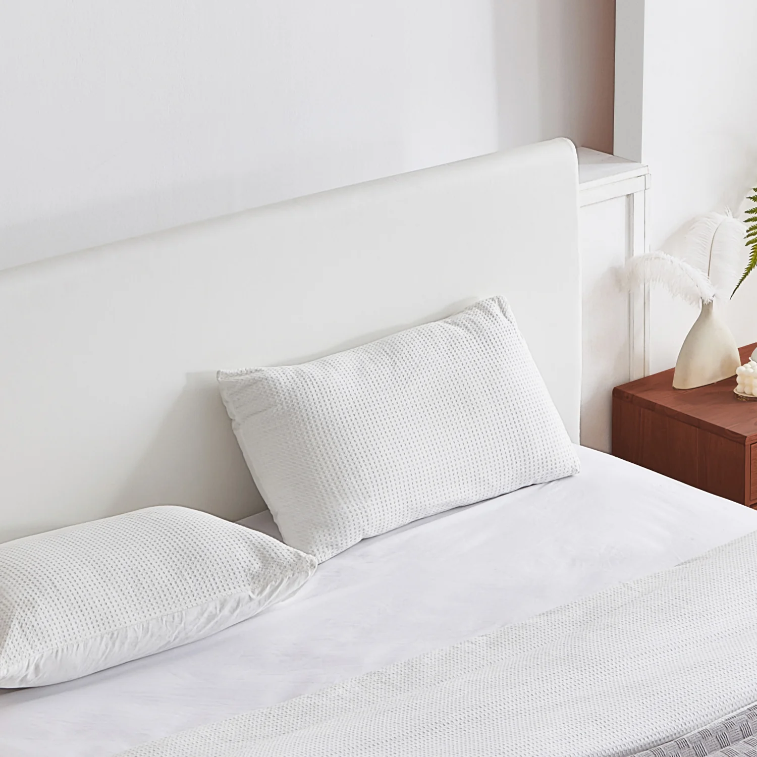 The Charm 2.0 Bed - Image 109