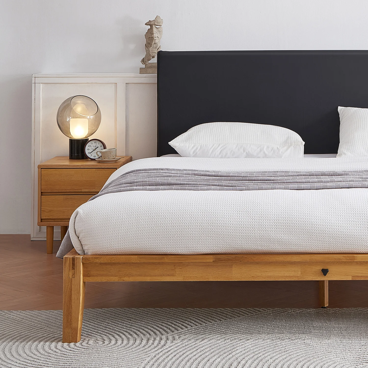 The Charm 2.0 Bed - Image 20