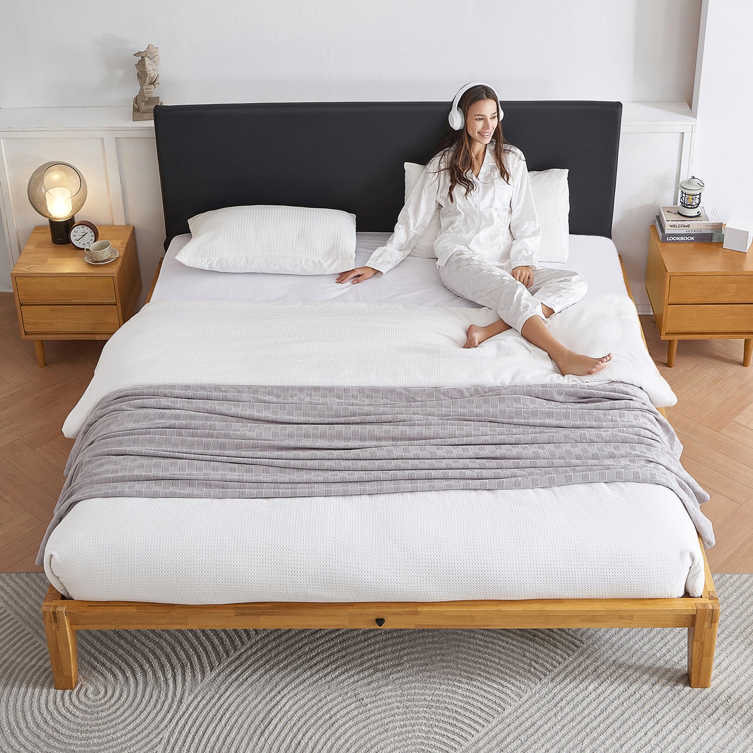 The Charm 2.0 Bed - Image 21