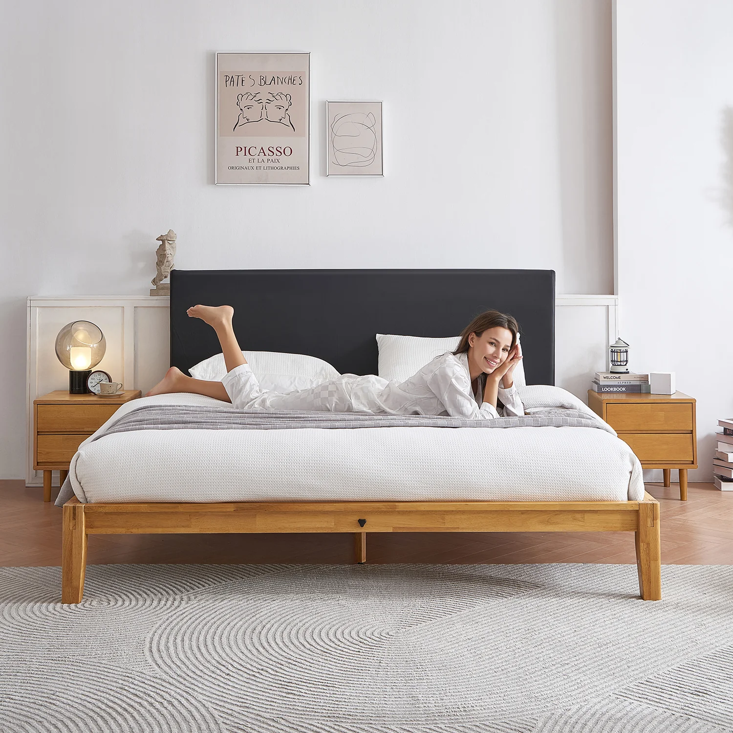 The Charm 2.0 Bed - Image 26