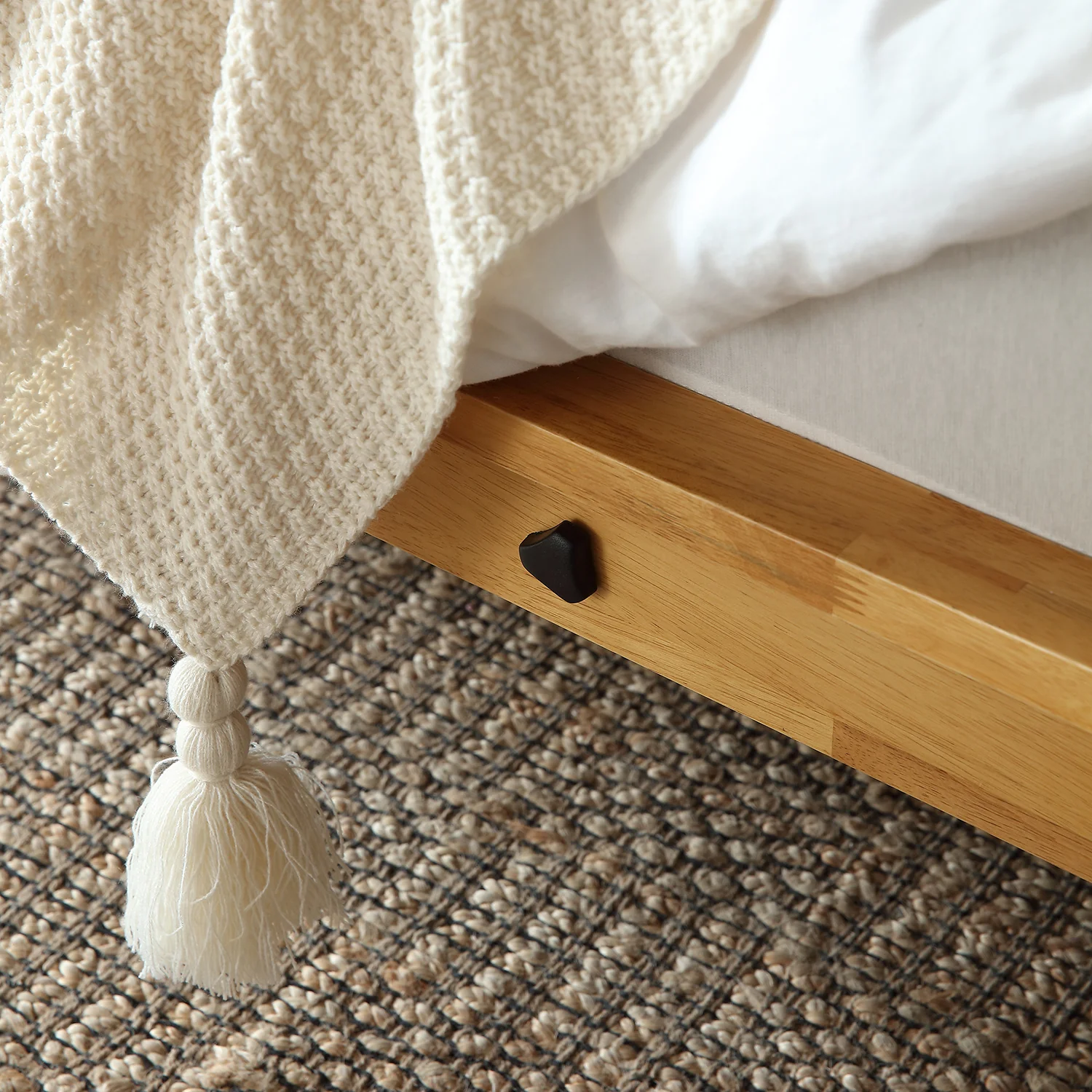 The Charm 2.0 Bed - Image 42