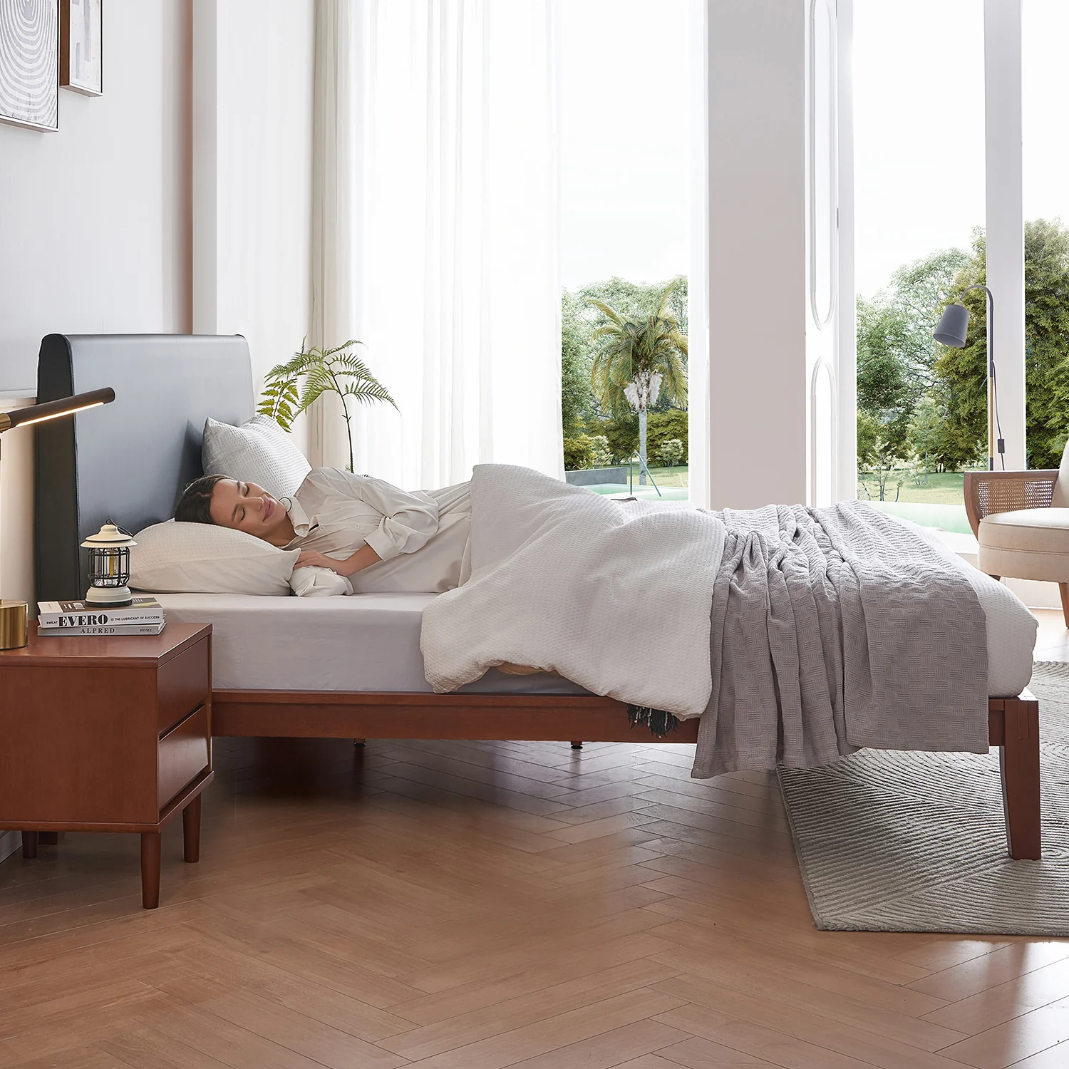 The Charm 2.0 Bed - Image 83