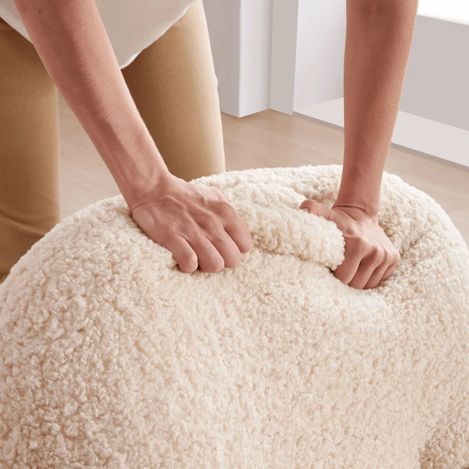 Valsheep Accent Chair - Image 3